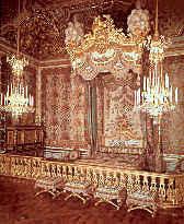 Chateau de Versailles  France  Paris  Photo Gallery  White Mouse Burrow  \u041d\u043e\u0440\u0430 \u0411\u0435\u043b\u043e\u0433\u043e \u041c\u044b\u0448\u0430